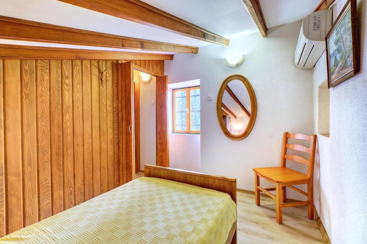 Villa Casa Aromatica Maria Mali Lošinj Exterior foto